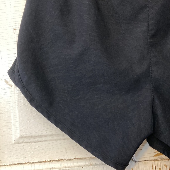 ☀️ Nike Black Dri-Fit Athletic Shorts - Picture 5 of 10